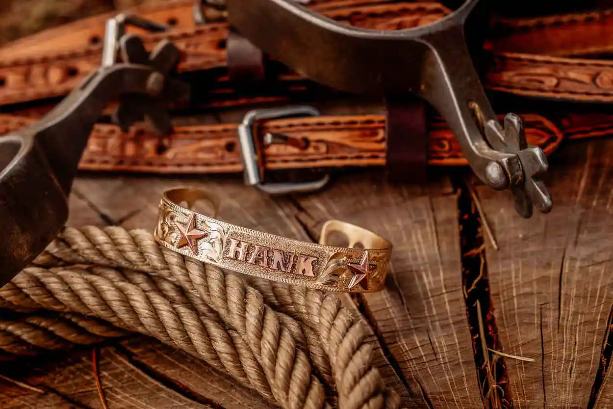 Cuff Bracelet in golden Jewelers Bronze with customizable western lettering and golden stars